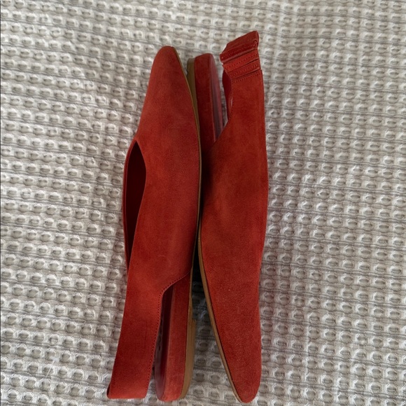 Everlane Rust Suede Women's sling back shoes. Size 7. - Picture 2 of 6